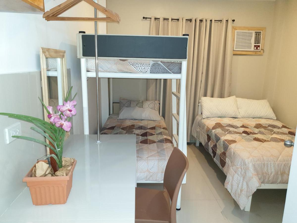 Borj Place Naga  Luaran gambar